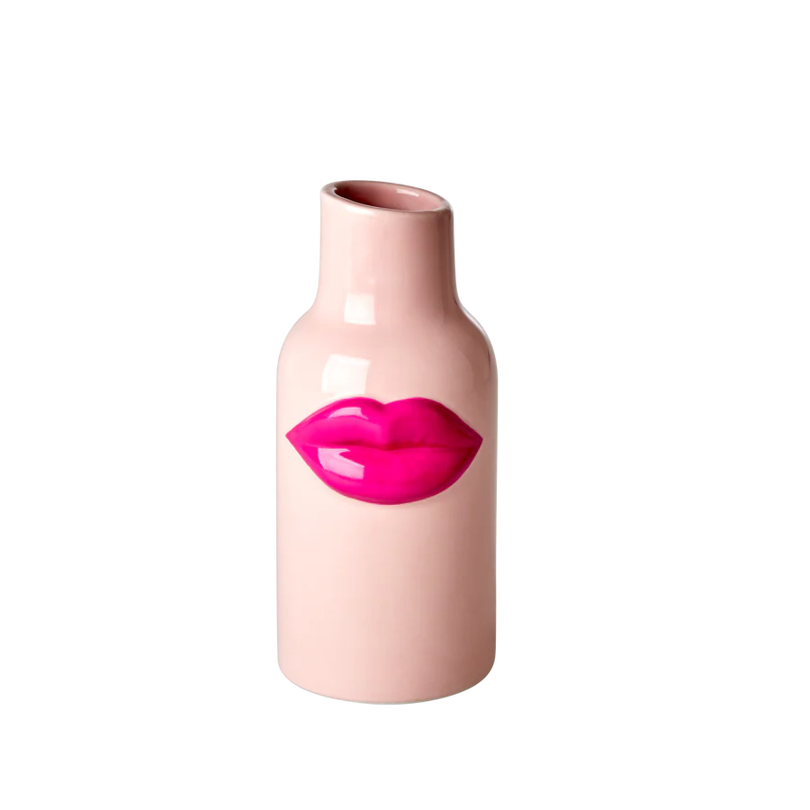 vase-rose-avec-levres-fushia