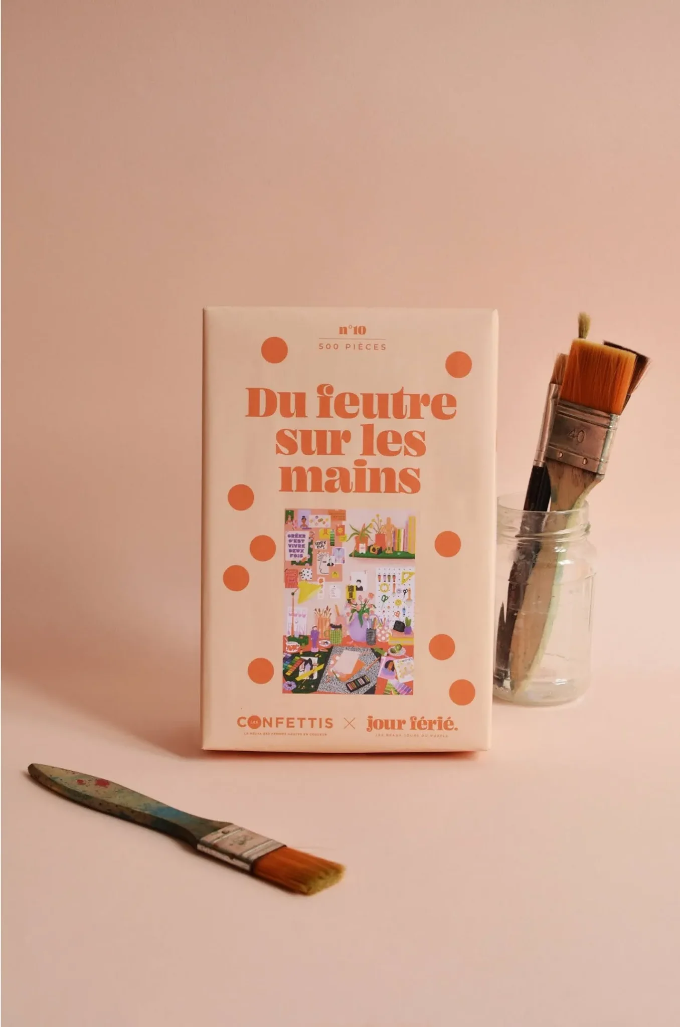 puzzle-500-pieces-jour-ferie-du-feutre-sur-les-mains